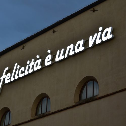 La felicità è una via – Sara Marioli